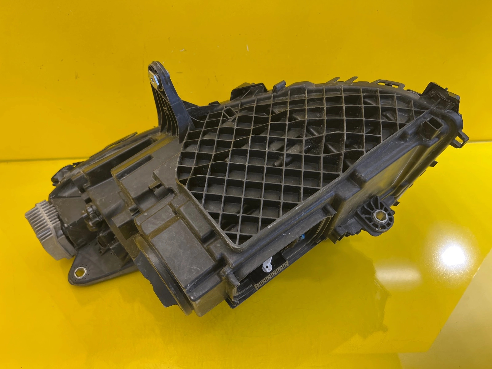 Reflektor Lampa Prawa W293 Mercedes EQC 293 Full Led A2939060201 Autolamps 7 Reflektor Lampa Prawa W293 Mercedes EQC 293 Full Led A2939060201