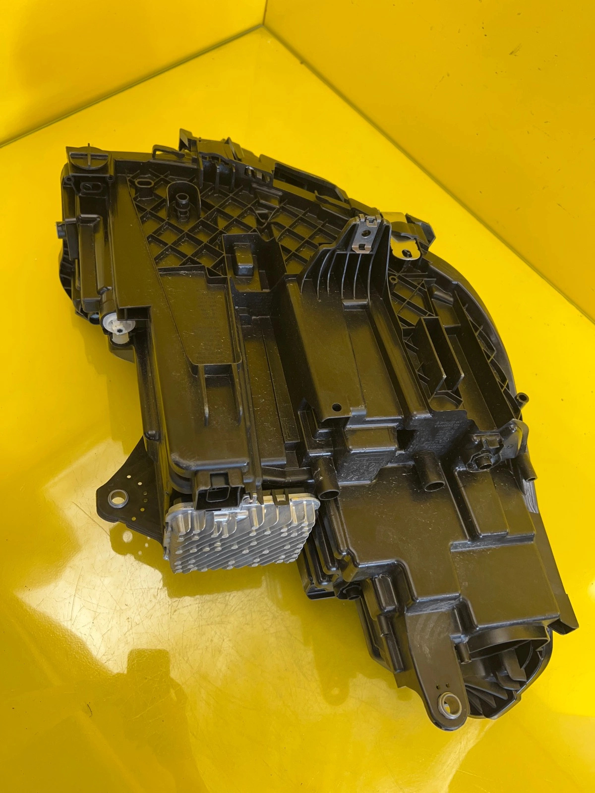 Reflektor Lampa Lewa BMW X2 U10 Full Led Lewa Shadow Line 5A77ED1-03 Autolamps 5 Reflektor Lampa Lewa BMW X2 U10 Full Led Lewa Shadow Line 5A77ED1-03