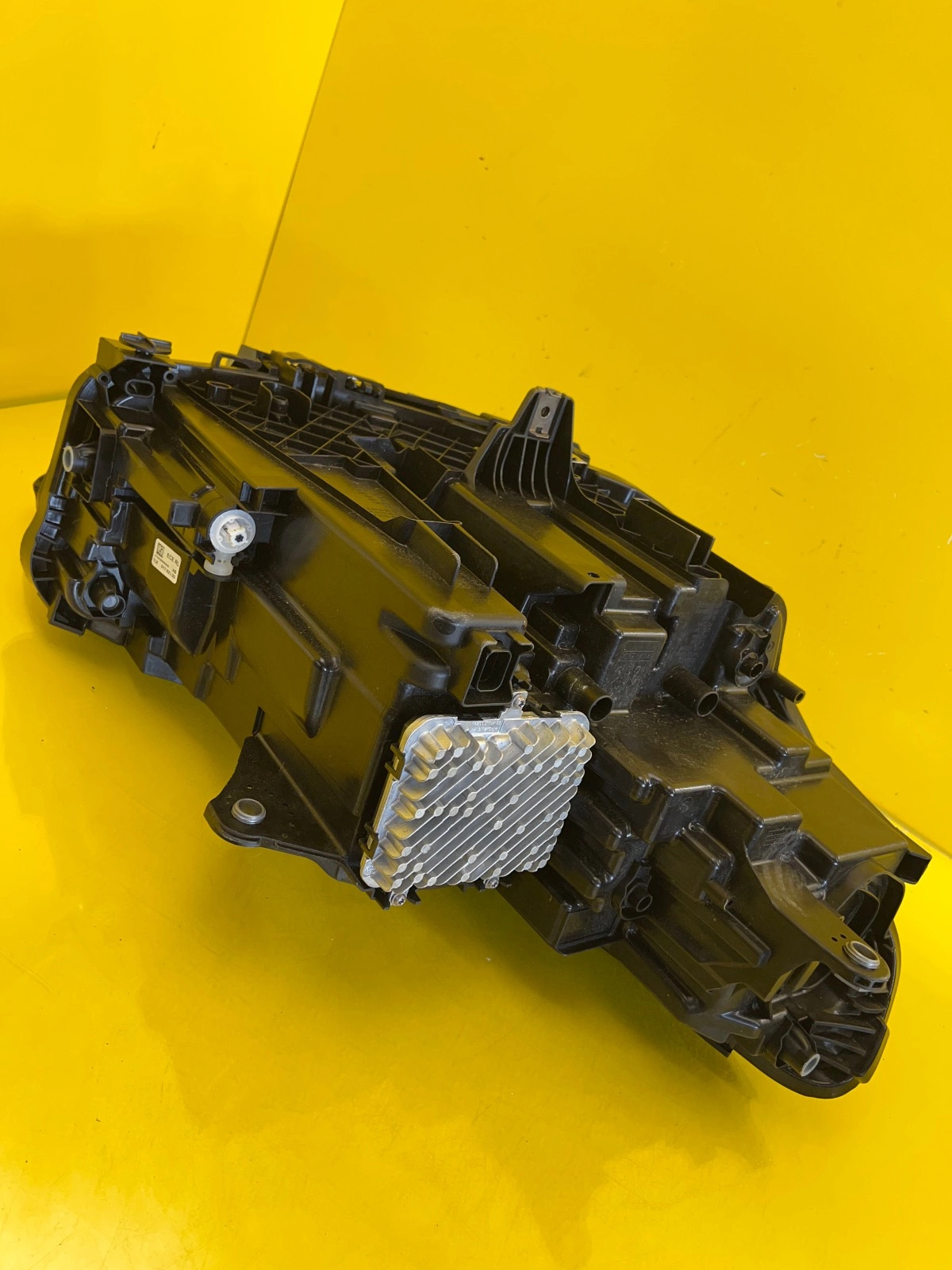 Reflektor Lampa Lewa BMW X2 U10 Full Led Lewa Shadow Line 5A77ED1-03 Autolamps 6 Reflektor Lampa Lewa BMW X2 U10 Full Led Lewa Shadow Line 5A77ED1-03