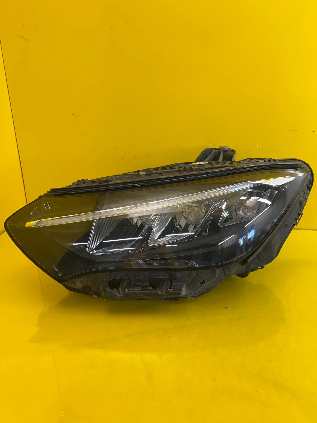 Reflektor Lampa Lewa Mercedes EQE W295 Full Led Performance A2959069700 Autolamps Reflektor Lampa Lewa Mercedes EQE W295 Full Led Performance A2959069700