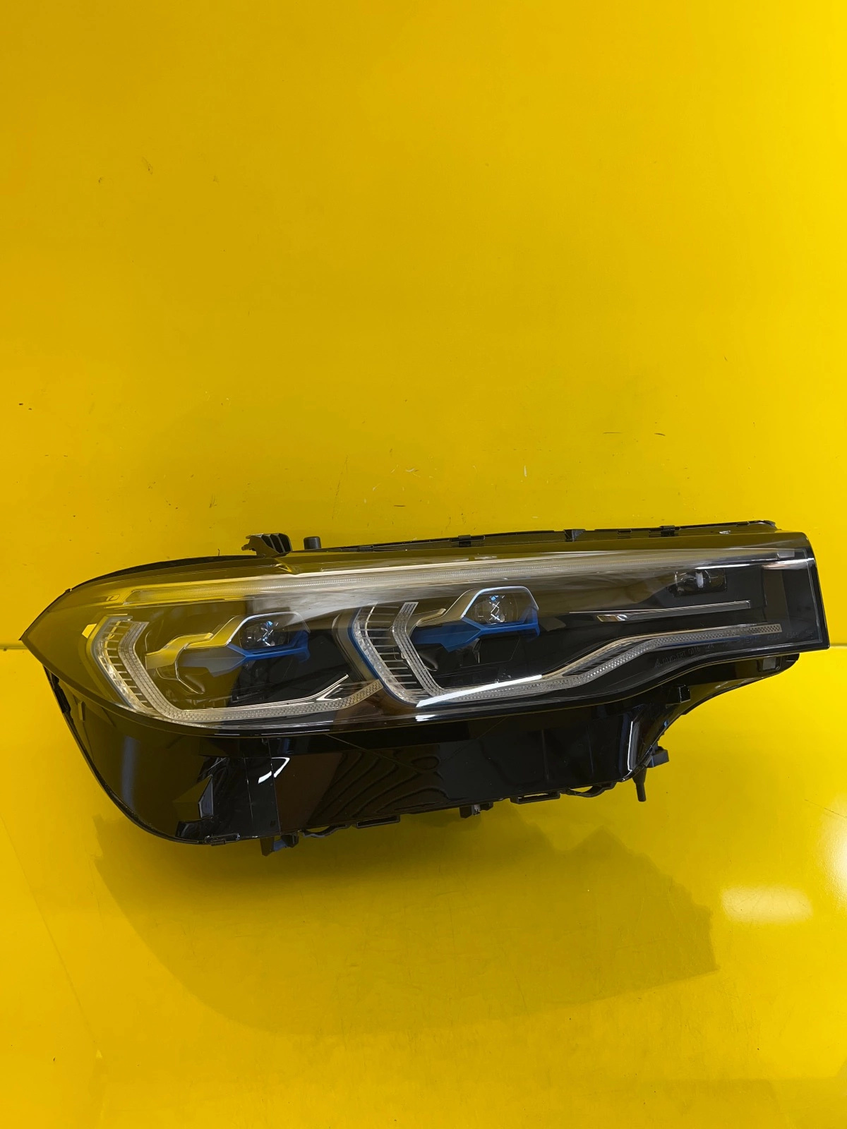 Reflektor Lampa Prawa BMW X7 G07 Laser 7933326-05 Autolamps Reflektor Lampa Prawa BMW X7 G07 Laser 7933326-05
