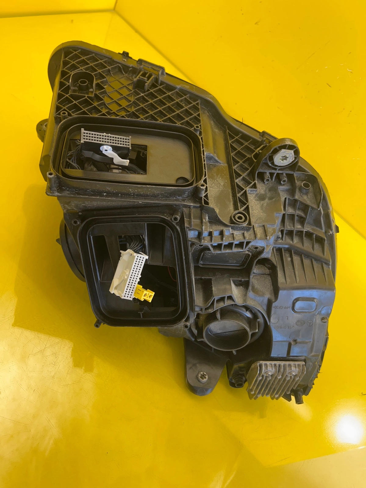 Reflektor Lampa Lewa Mercedes C-klasa W205 Lift 18-21 Full led Multibeam A2059061506 Autolamps 6 Reflektor Lampa Lewa Mercedes C-klasa W205 Lift 18-21 Full led Multibeam A2059061506