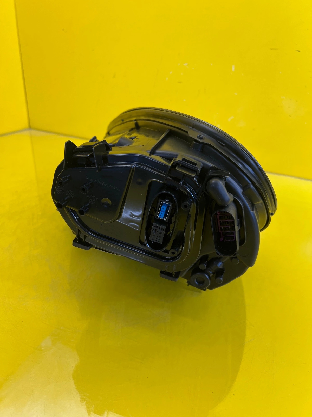 Reflektor Lampa Prawa Porsche Panamera 970 09-13 Xenon Led 97063107004 Autolamps 5 Reflektor Lampa Prawa Porsche Panamera 970 09-13 Xenon Led 97063107004