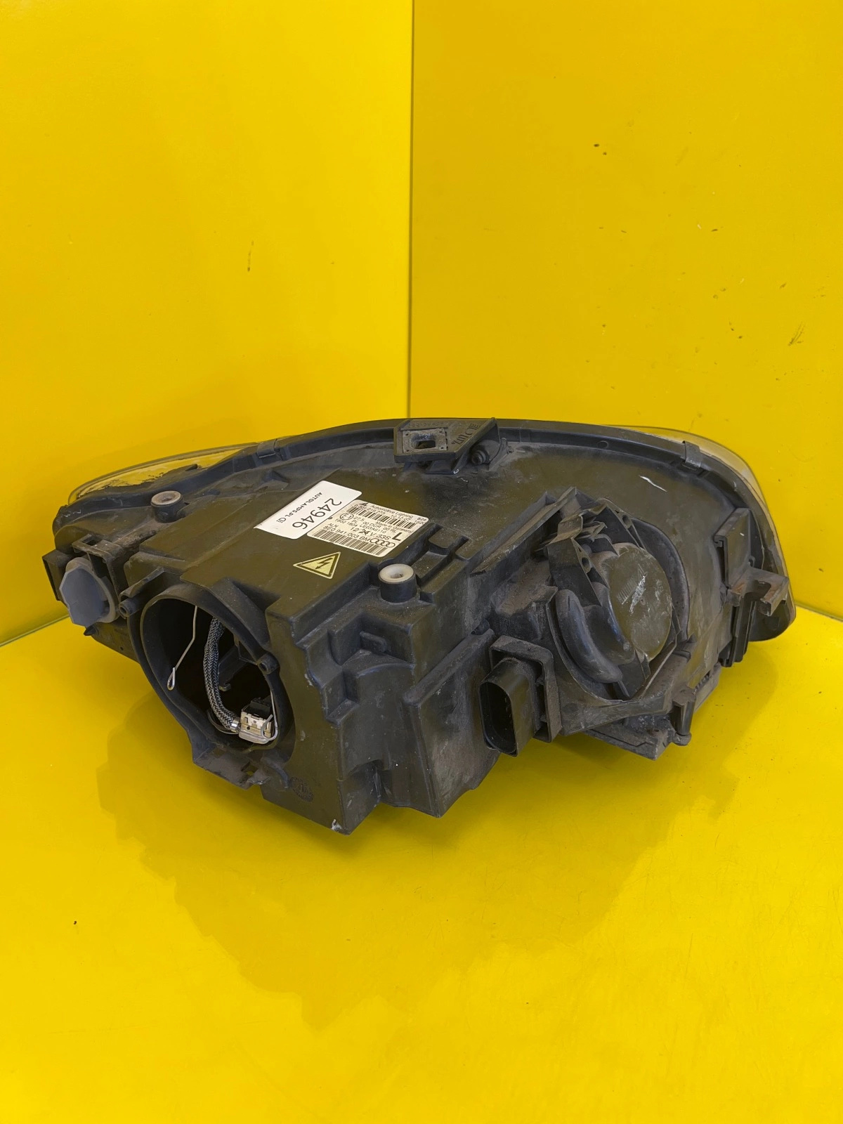 Reflektor Lampa Lewa Audi A4 B7 Xenon 8E0941003BM Nieskrętna Autolamps 3 Reflektor Lampa Lewa Audi A4 B7 Xenon 8E0941003BM Nieskrętna