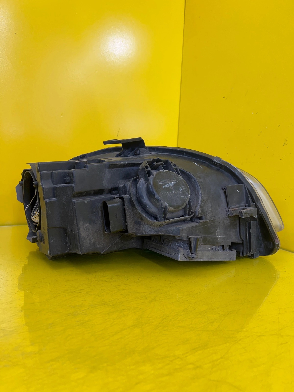 Reflektor Lampa Lewa Audi A4 B7 Xenon 8E0941003BM Nieskrętna Autolamps 5 Reflektor Lampa Lewa Audi A4 B7 Xenon 8E0941003BM Nieskrętna