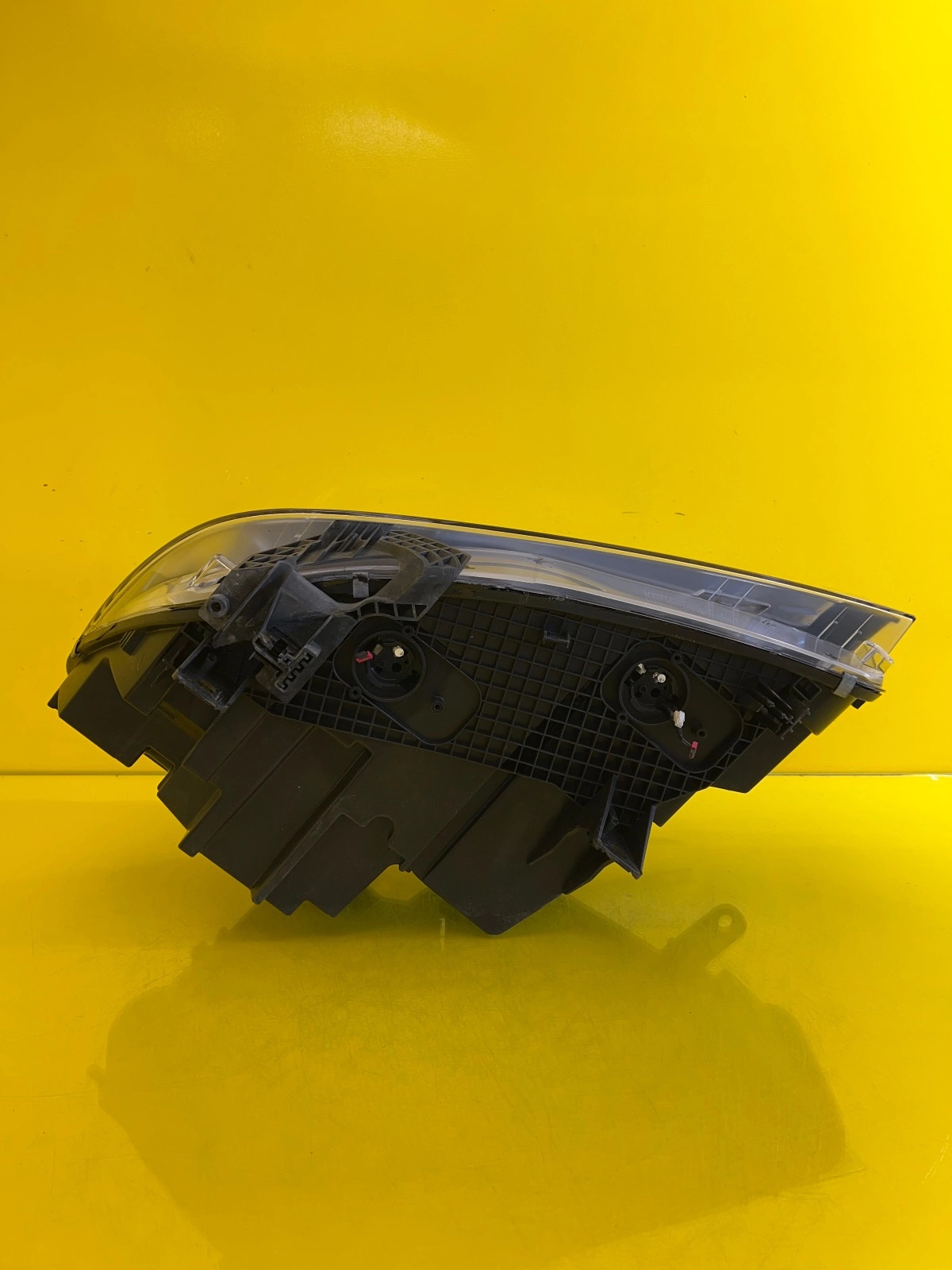 Reflektor Lampa Prawa BMW X5 F15 X6 F16 13-18 BI-XENON 7424174 Autolamps 5 Reflektor Lampa Prawa BMW X5 F15 X6 F16 13-18 BI-XENON 7424174