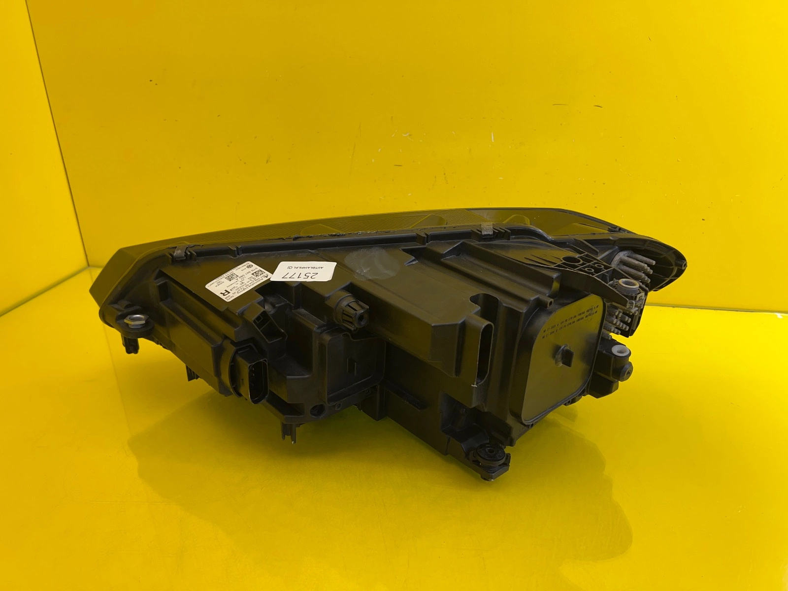 Reflektor Lampa Prawa VW Touran III 5TB Full Led 5TB941082A Autolamps 3 Reflektor Lampa Prawa VW Touran III 5TB Full Led 5TB941082A