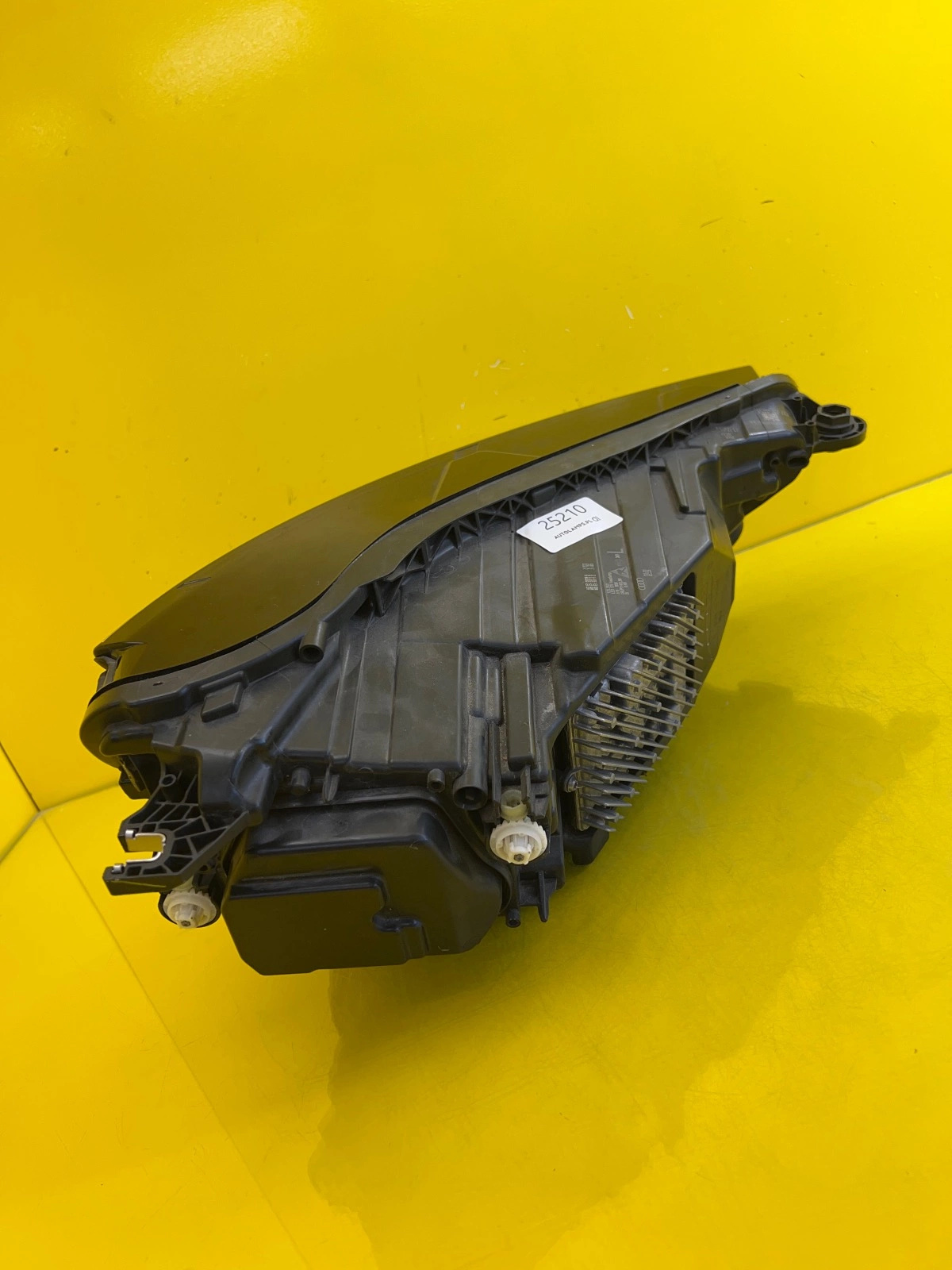 Reflektor Lampa Lewa Audi Q5 SQ5 80A Lift Matrix 80A941035E Autolamps 4 Reflektor Lampa Lewa Audi Q5 SQ5 80A Lift Matrix 80A941035E