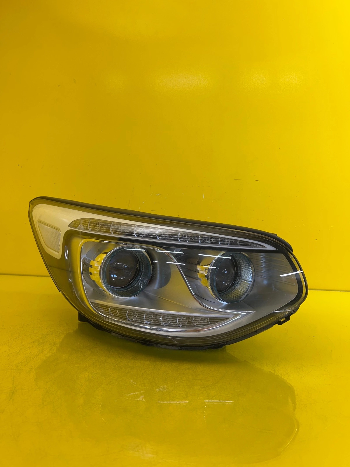 Reflektor Lampa Prawa Przednia Kia Soul 2 Lift Led Dwie Soczewki EV Hybrid Autolamps Reflektor Lampa Prawa Przednia Kia Soul 2 Lift Led Dwie Soczewki EV Hybrid