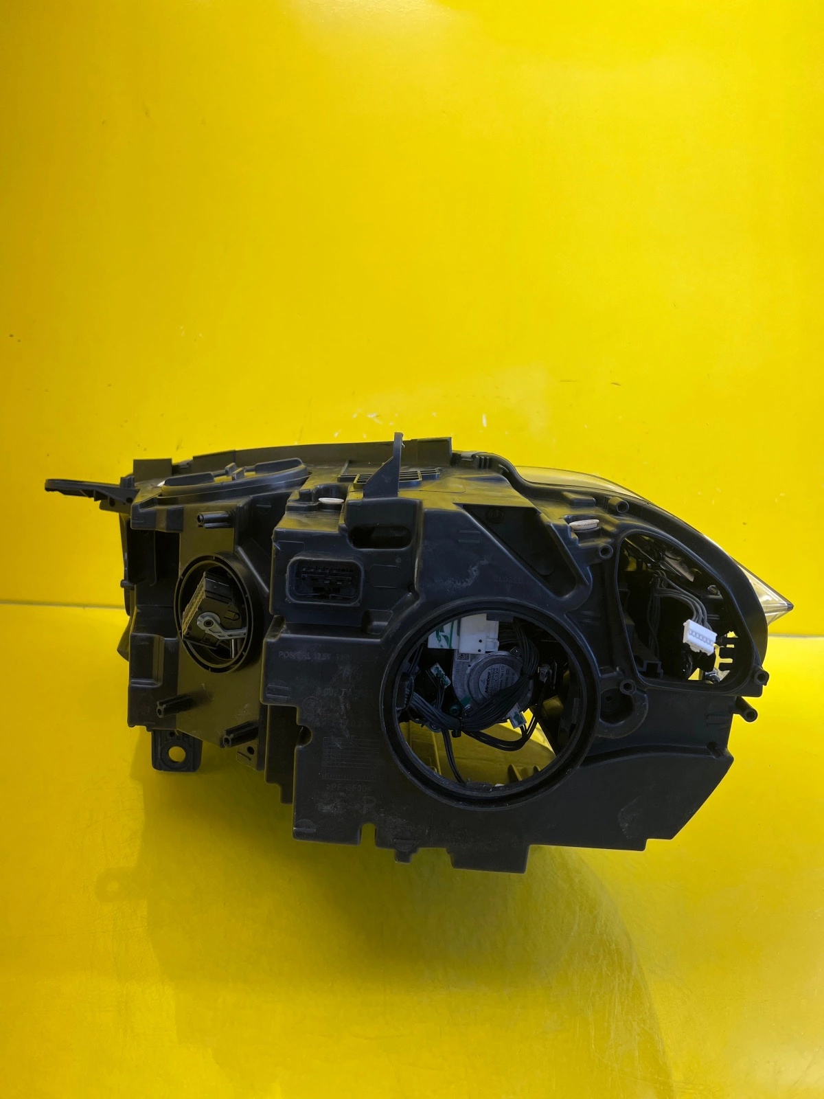 Reflektor Lampa Prawa Bmw X5 F15 X6 F16 Adaptive Led 7214852 Autolamps 5 Reflektor Lampa Prawa Bmw X5 F15 X6 F16 Adaptive Led 7214852