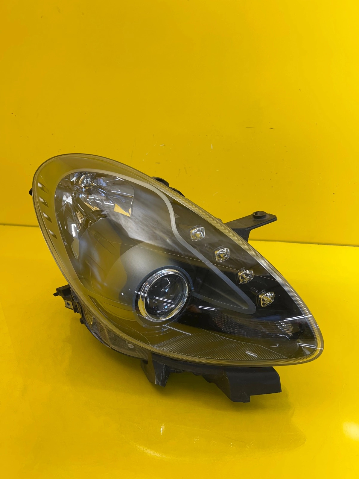 Reflektor Lampa prawa Alfa Romeo Giulietta zwykła z led 00505530710 Autolamps Reflektor Lampa prawa Alfa Romeo Giulietta zwykła z led 00505530710