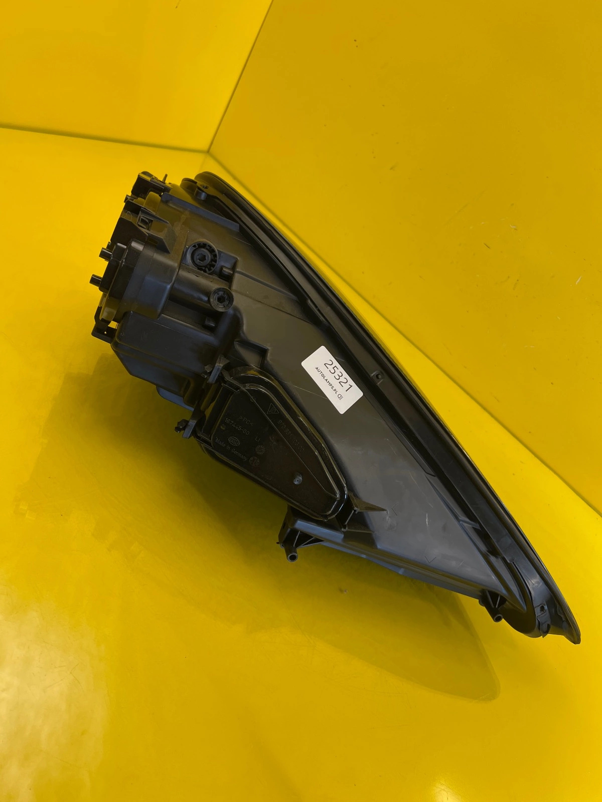 Reflektor Lampa lewa Porsche Panamera 970 09- Xenon 97063105705 Autolamps 4 Reflektor Lampa lewa Porsche Panamera 970 09- Xenon 97063105705