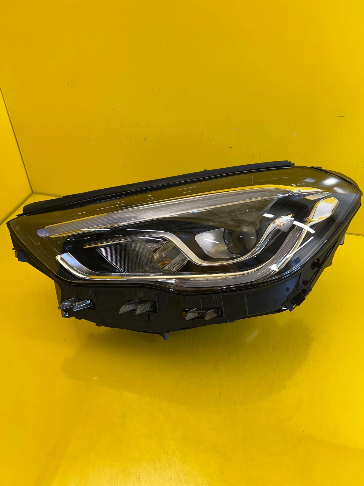 Reflektor Lampa lewa Mercedes GLA W247 Full Led A2479063505 Autolamps Reflektor Lampa lewa Mercedes GLA W247 Full Led A2479063505
