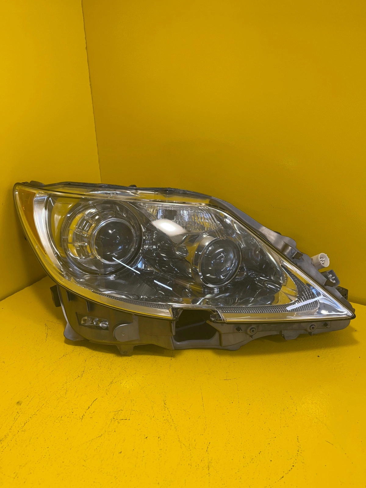Reflektor Lampa Prawa Lexus LS LS460 IV 06- Xenon Lift Autolamps Reflektor Lampa Prawa Lexus LS LS460 IV 06- Xenon Lift
