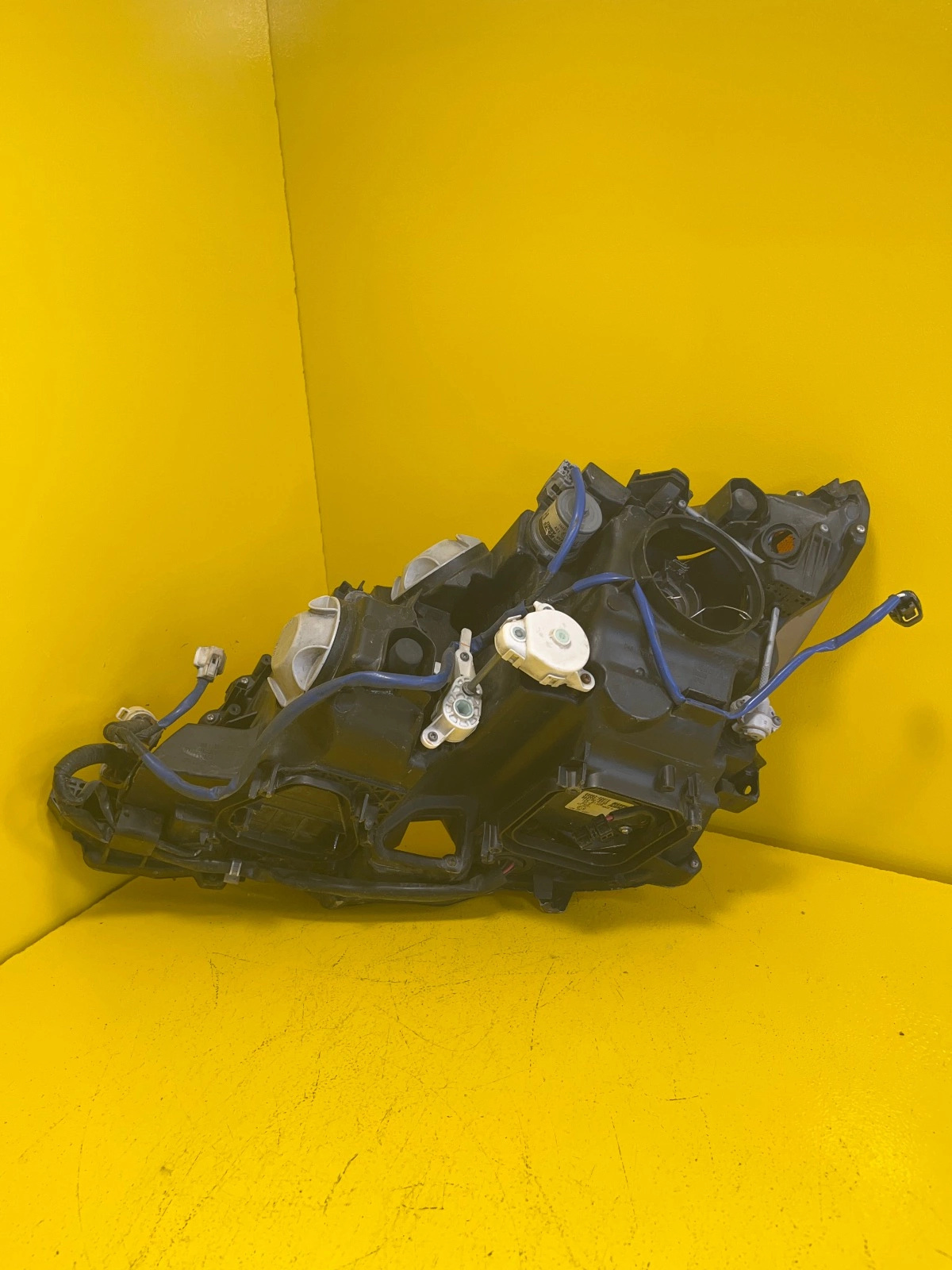 Reflektor Lampa Prawa Lexus LS LS460 IV 06- Xenon Lift Autolamps 2 Reflektor Lampa Prawa Lexus LS LS460 IV 06- Xenon Lift