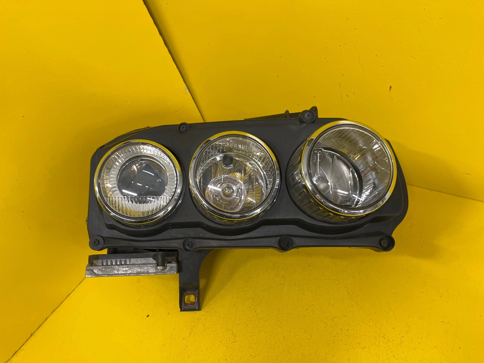 Reflektor Lampa Prawa Alfa Romeo 159 Xenon 60683987 Autolamps Reflektor Lampa Prawa Alfa Romeo 159 Xenon 60683987