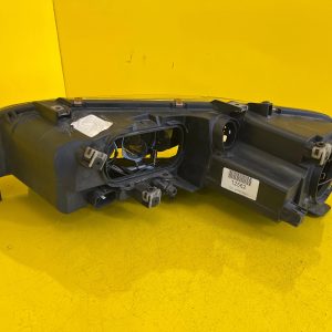 Reflektor Lampa Prawa Mazda 6 05-07 zwykła