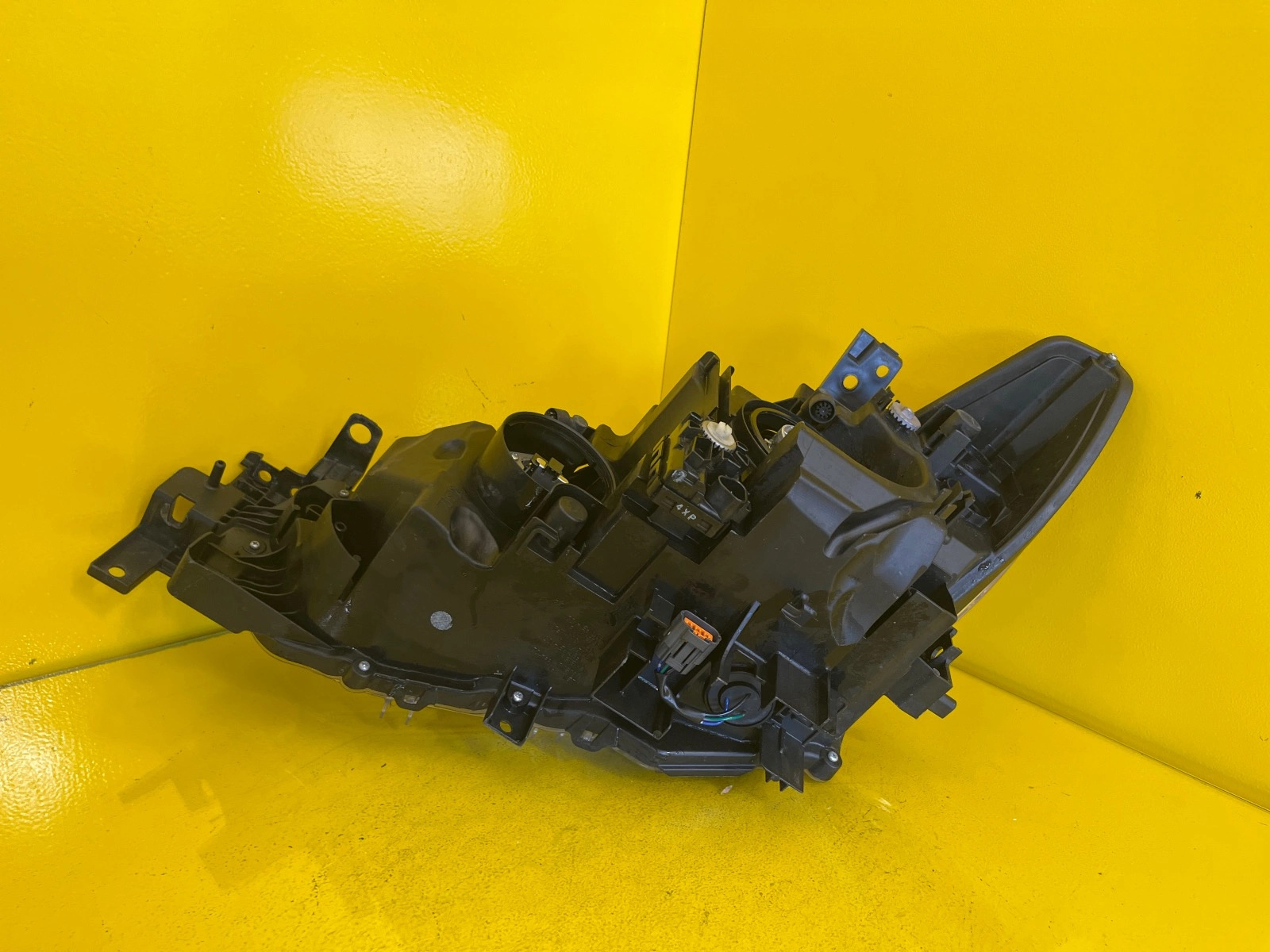 Reflektor Lampa Prawa Mazda 6 2013- Autolamps 4 Reflektor Lampa Prawa Mazda 6 2013-