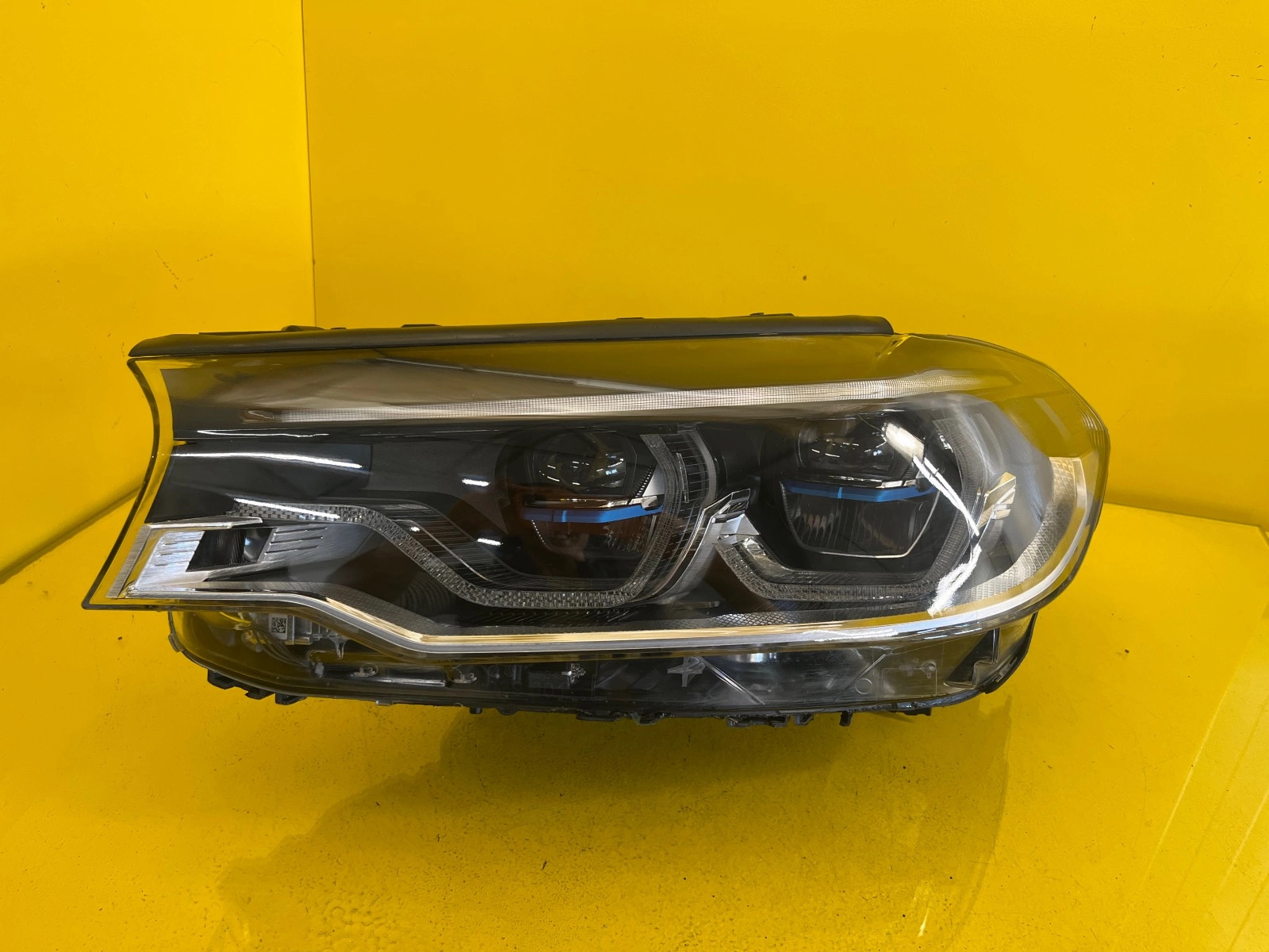 Reflektor Lampa Lewa BMW 5 G30 G31 F90 Full Led Adaptive 7493649-01 Autolamps Reflektor Lampa Lewa BMW 5 G30 G31 F90 Full Led Adaptive 7493649-01