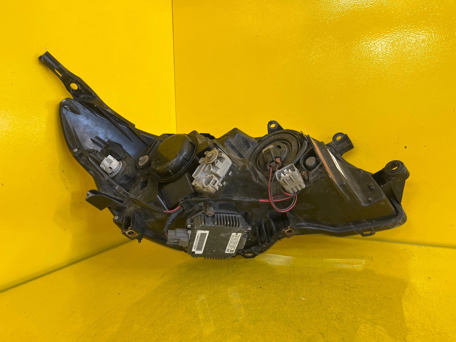 Reflektor Lampa Lewa SUBARU FORESTER 09-13 xenon Autolamps 3 Reflektor Lampa Lewa SUBARU FORESTER 09-13 xenon