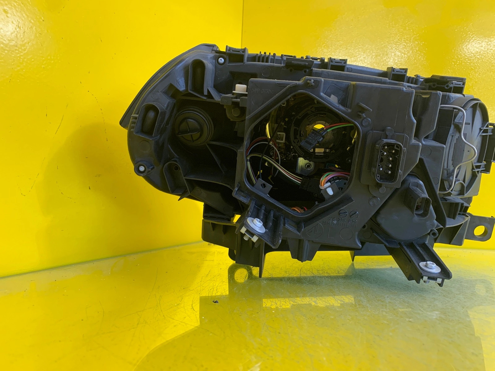 Reflektor Lampa Lewa BMW X3 E83 XENON skrętny Autolamps 3 Reflektor Lampa Lewa BMW X3 E83 XENON skrętny