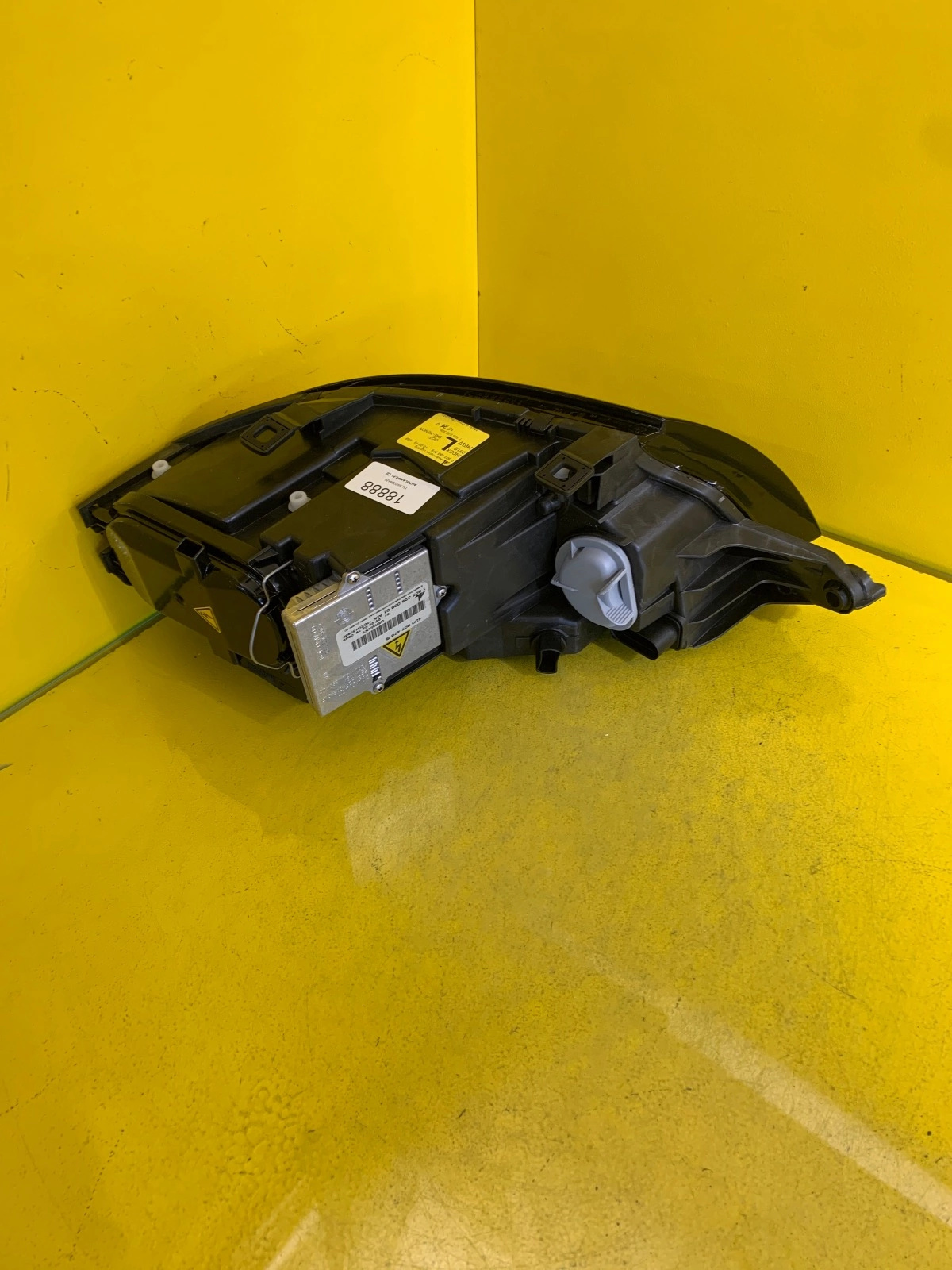 Reflektor Lampa Lewa AUDI TT 8N XENON 98-06 8N0941003BF Autolamps 3 Reflektor Lampa Lewa AUDI TT 8N XENON 98-06 8N0941003BF