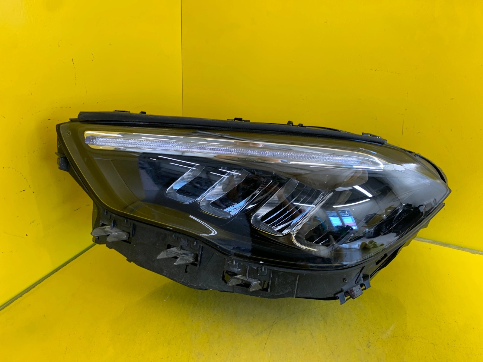 Reflektor Lampa Lewa Mercedes W247 Performance A2479066107 Autolamps Reflektor Lampa Lewa Mercedes W247 Performance A2479066107