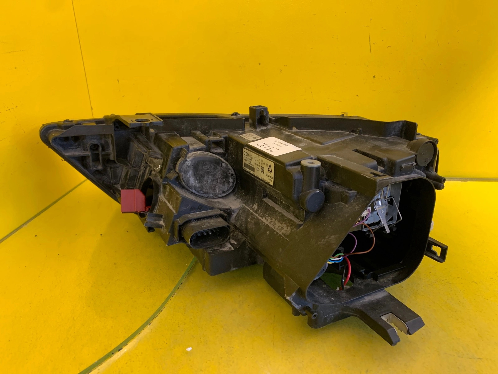 Reflektor Lampa Prawa Audi Q3 11-14 Xenon Led 8U0941044 Autolamps 4 Reflektor Lampa Prawa Audi Q3 11-14 Xenon Led 8U0941044