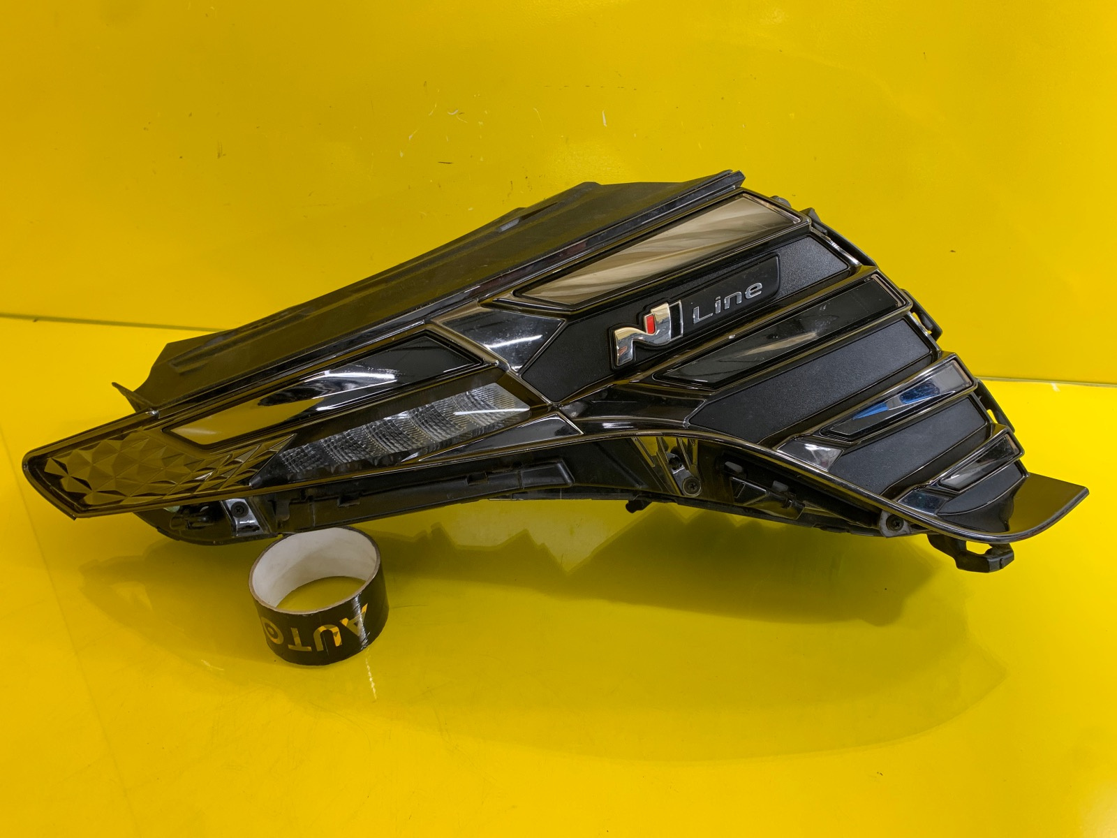 Reflektor Lampa Prawa Hyundai Tucson IV N line 92208N7400 Autolamps Reflektor Lampa Prawa Hyundai Tucson IV N line 92208N7400