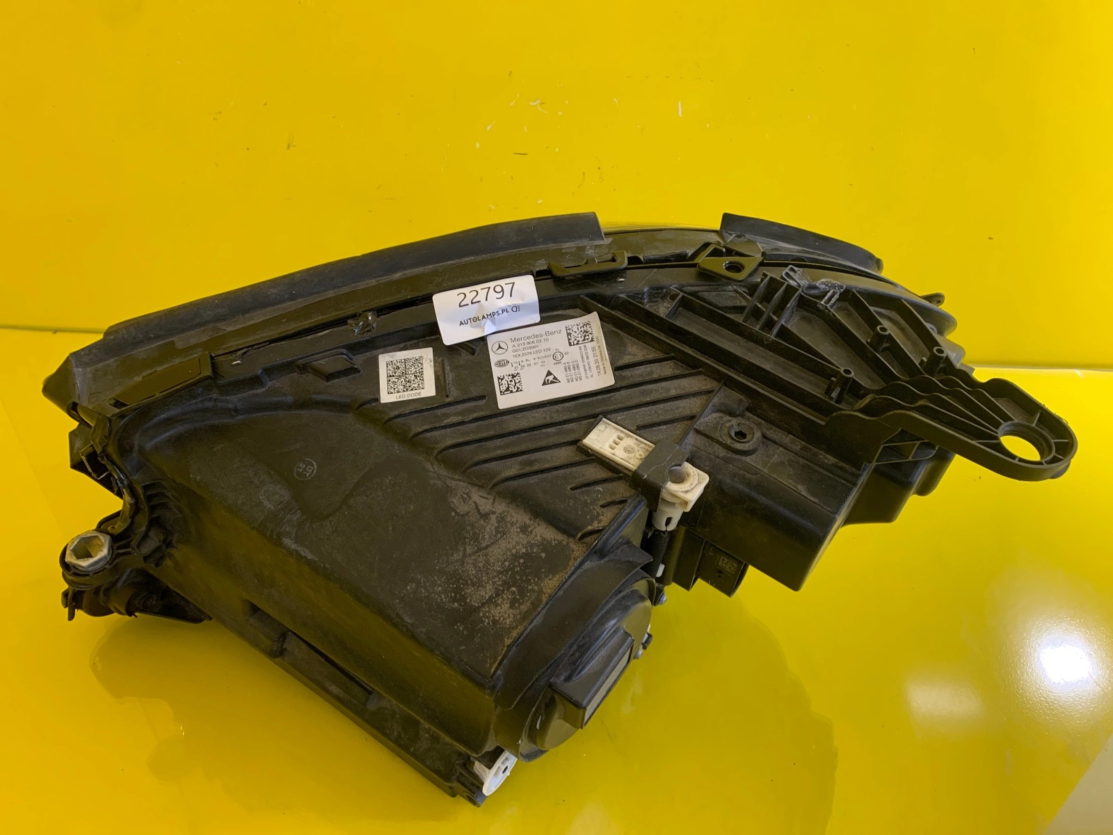 Reflektor Lampa Prawa Mercedes E-Klasa W213 Multibeam A2139060210 Autolamps 3 Reflektor Lampa Prawa Mercedes E-Klasa W213 Multibeam A2139060210