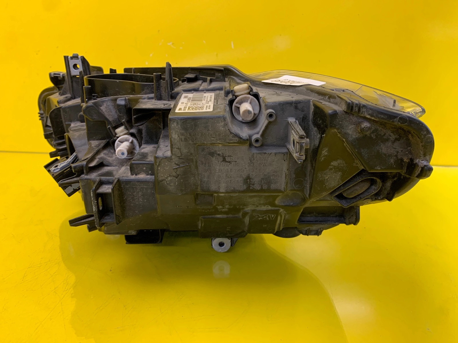 Reflektor Lampa prawa BMW 4 F32 F33 F36 LCI Led 8738700-03 Autolamps 4 Reflektor Lampa prawa BMW 4 F32 F33 F36 LCI Led 8738700-03