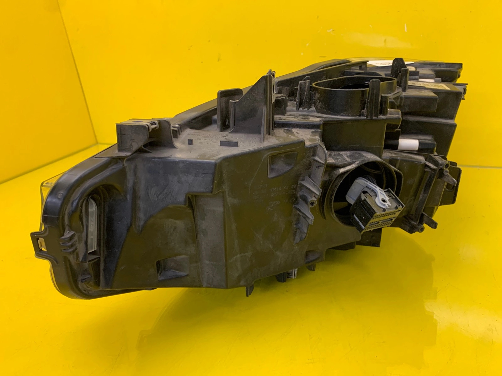 Reflektor Lampa prawa BMW 4 F32 F33 F36 LCI Led 8738700-03 Autolamps 5 Reflektor Lampa prawa BMW 4 F32 F33 F36 LCI Led 8738700-03