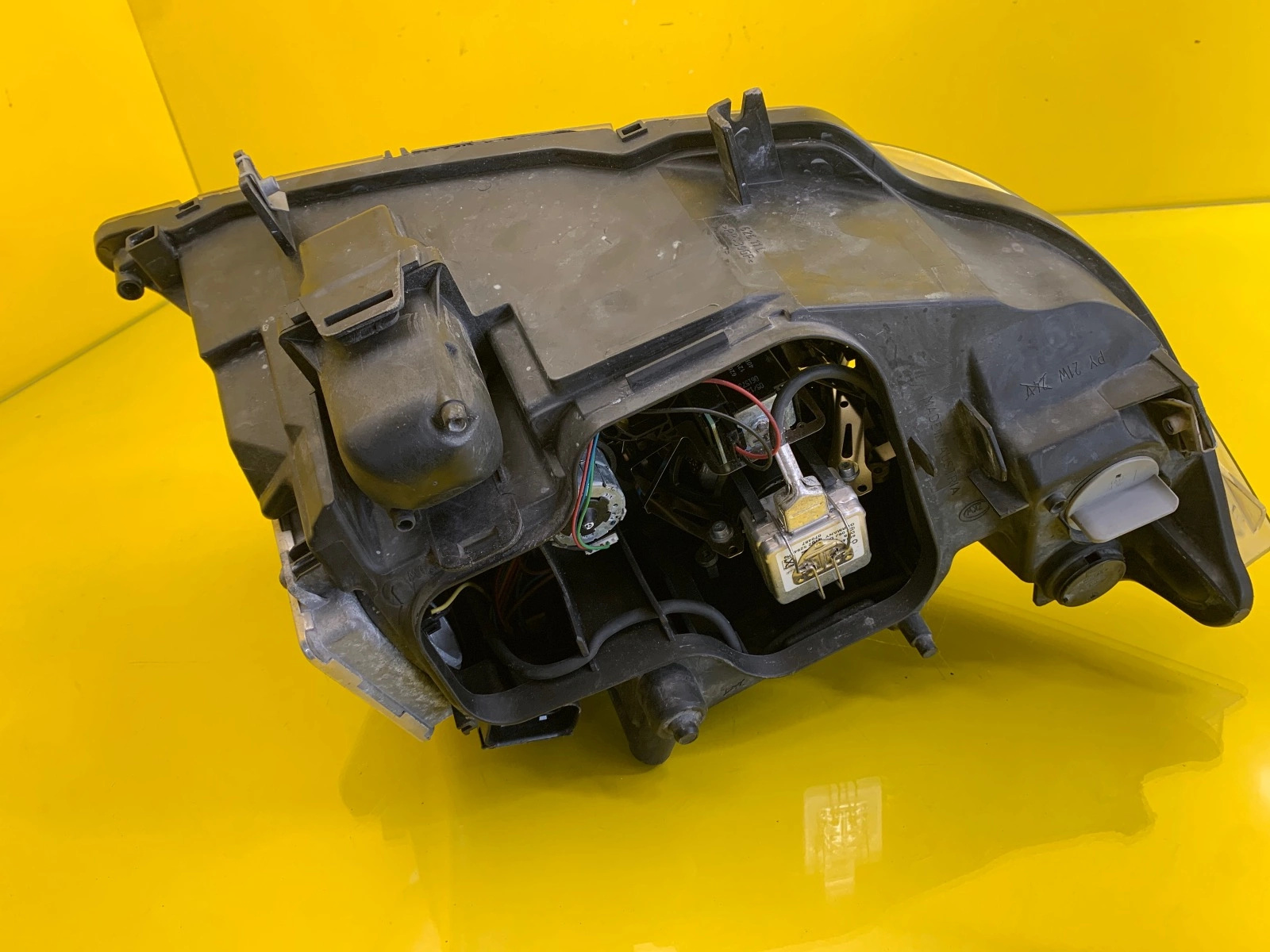 Reflektor Lampa Lewa BMW 3 E90 E91 Bi-Xenon Nieskrętna Autolamps 5 Reflektor Lampa Lewa BMW 3 E90 E91 Bi-Xenon Nieskrętna