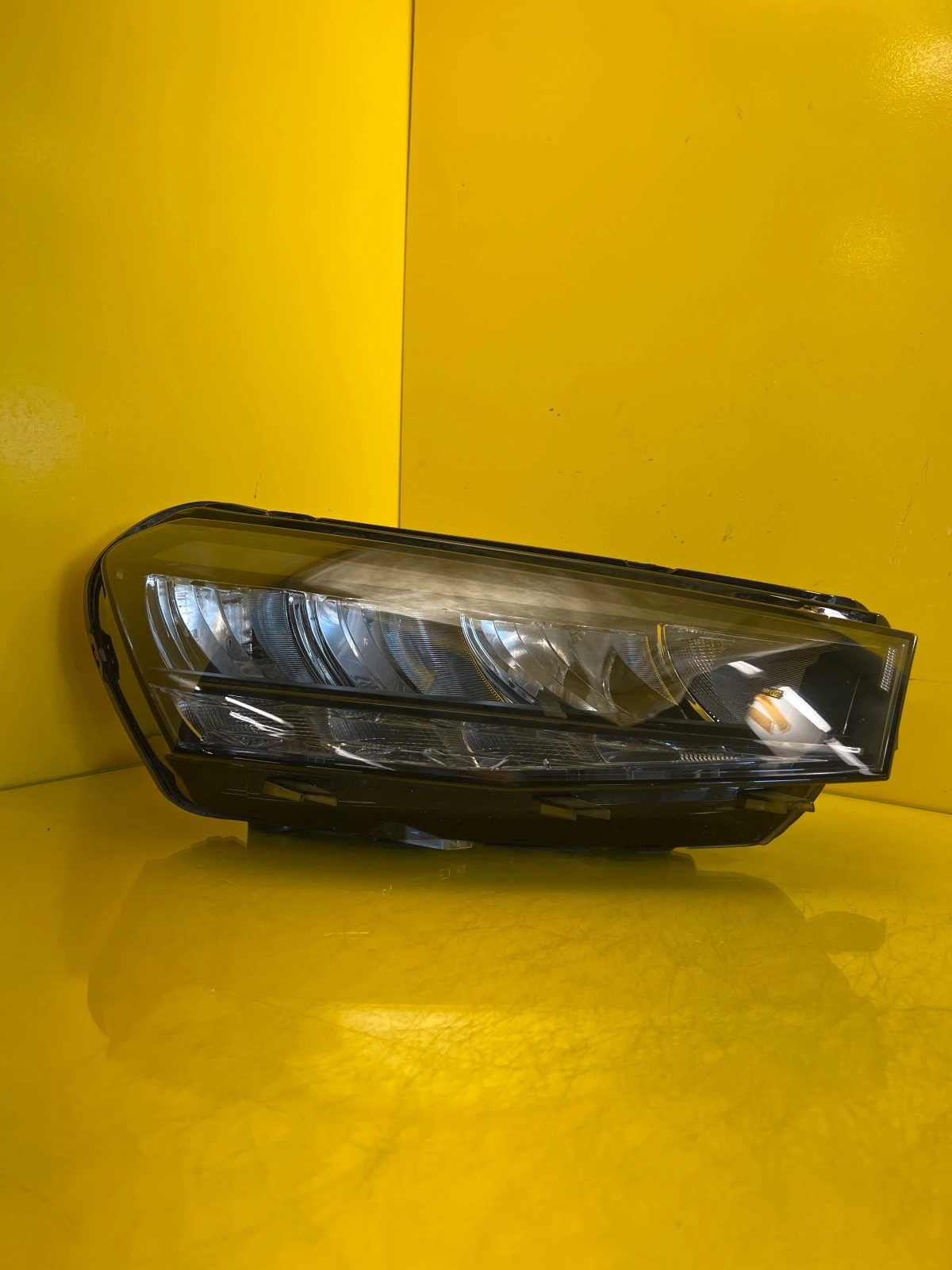 Reflektor Lampa Prawa Skoda Fabia 4 IV Full Led 6VB941016 Autolamps Reflektor Lampa Prawa Skoda Fabia 4 IV Full Led 6VB941016