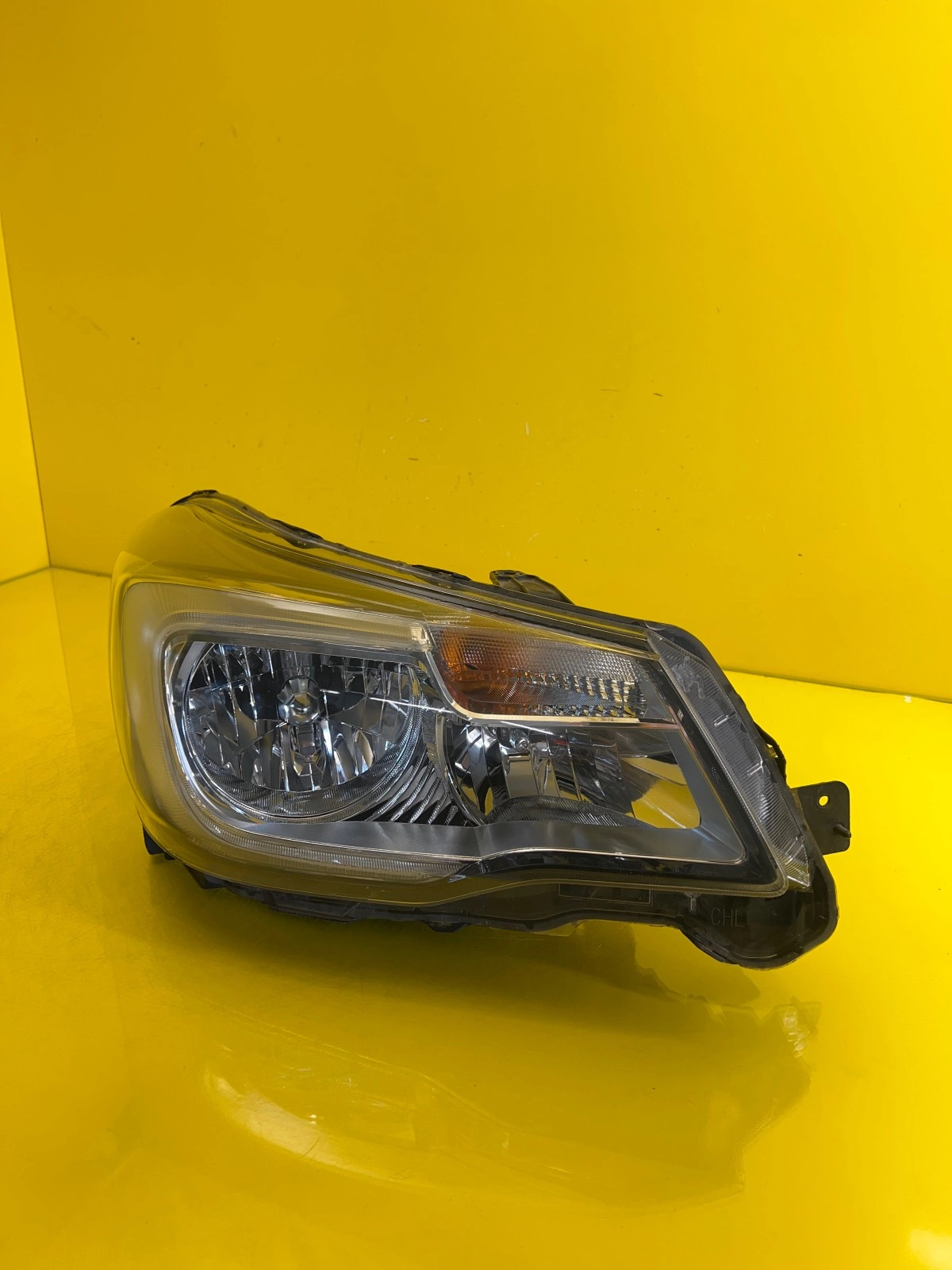Reflektor Lampa Prawa Subaru Forester SJ IV 4 Lift 15- Zwykła EU Autolamps Reflektor Lampa Prawa Subaru Forester SJ IV 4 Lift 15- Zwykła EU