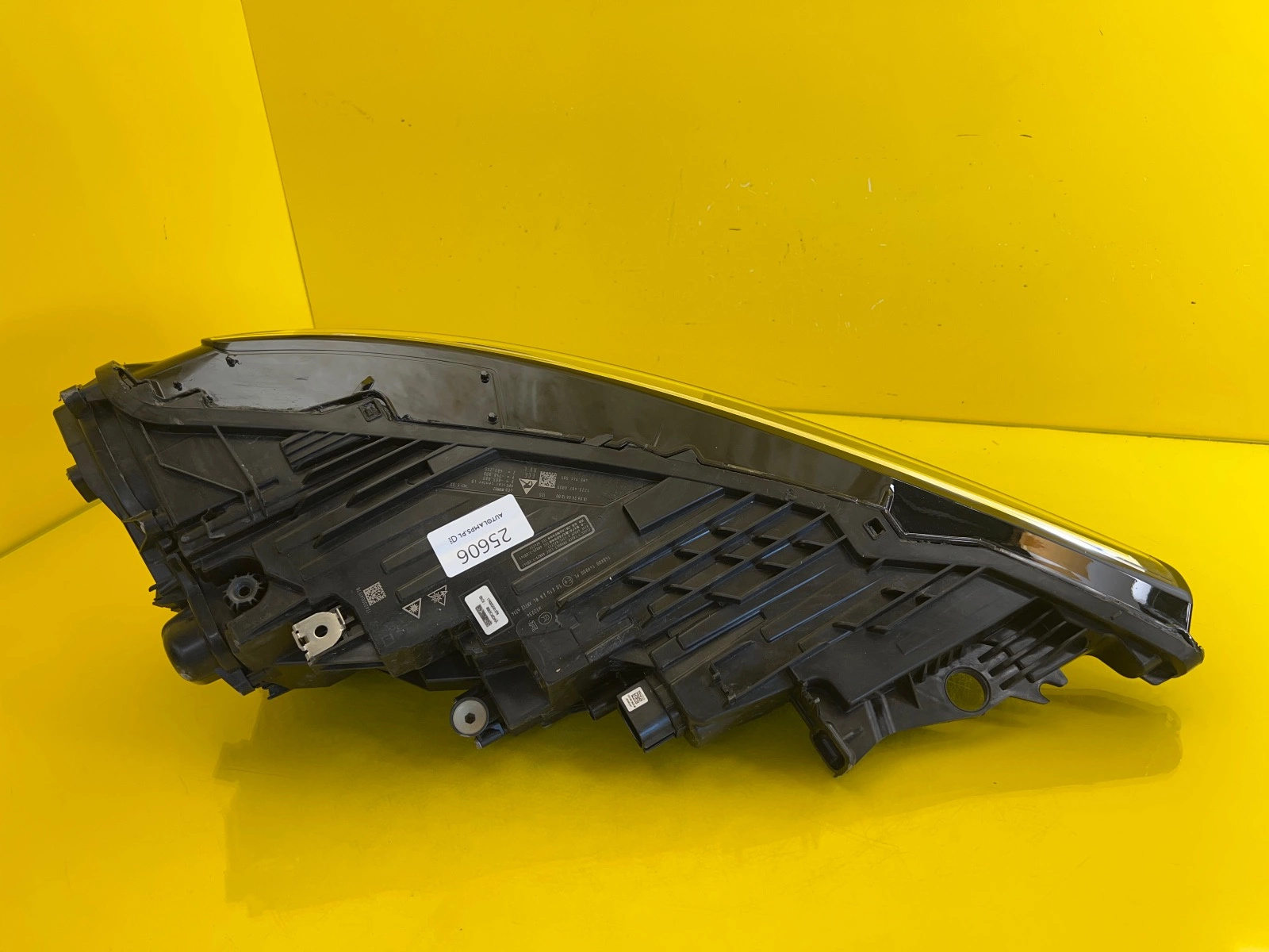 Reflektor Lampa Lewa Audi Q8 4M8 Lift Laser 4M8941085 Autolamps 3 Reflektor Lampa Lewa Audi Q8 4M8 Lift Laser 4M8941085