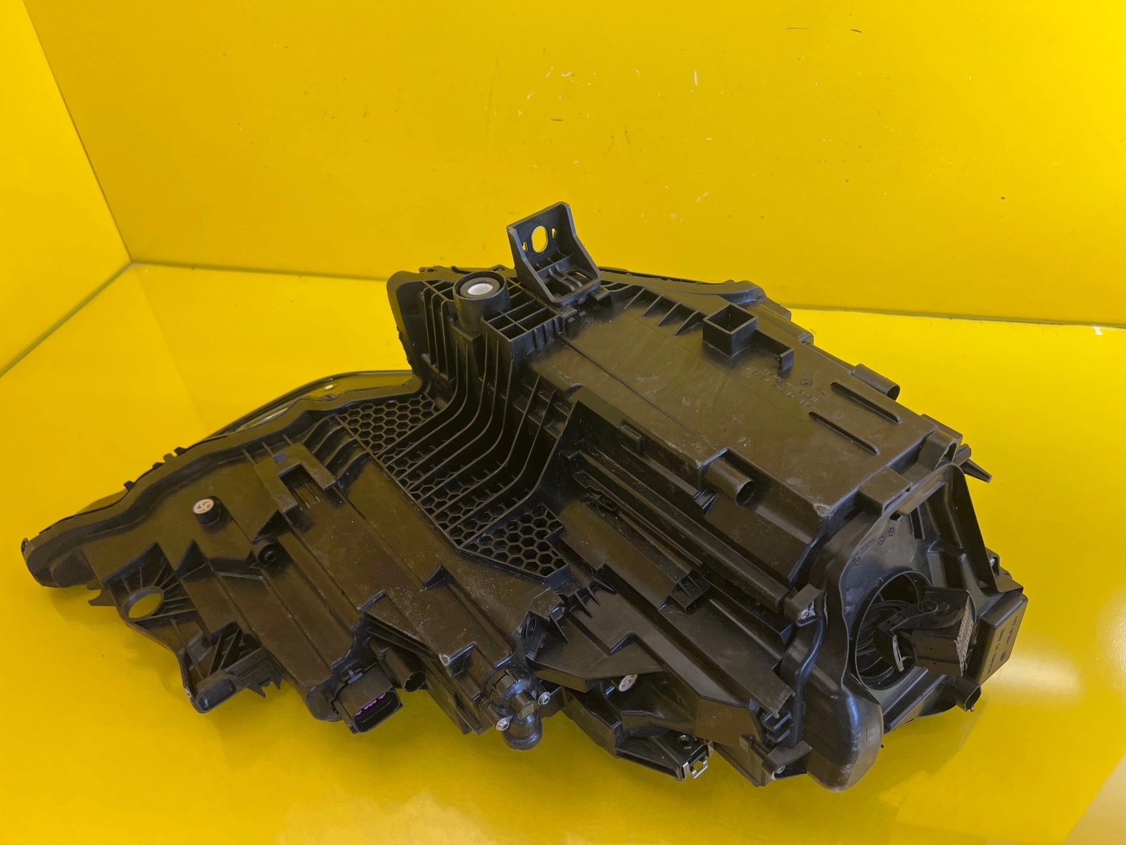 Reflektor Lampa Lewa Audi Q8 4M8 Lift Laser 4M8941085 Autolamps 5 Reflektor Lampa Lewa Audi Q8 4M8 Lift Laser 4M8941085