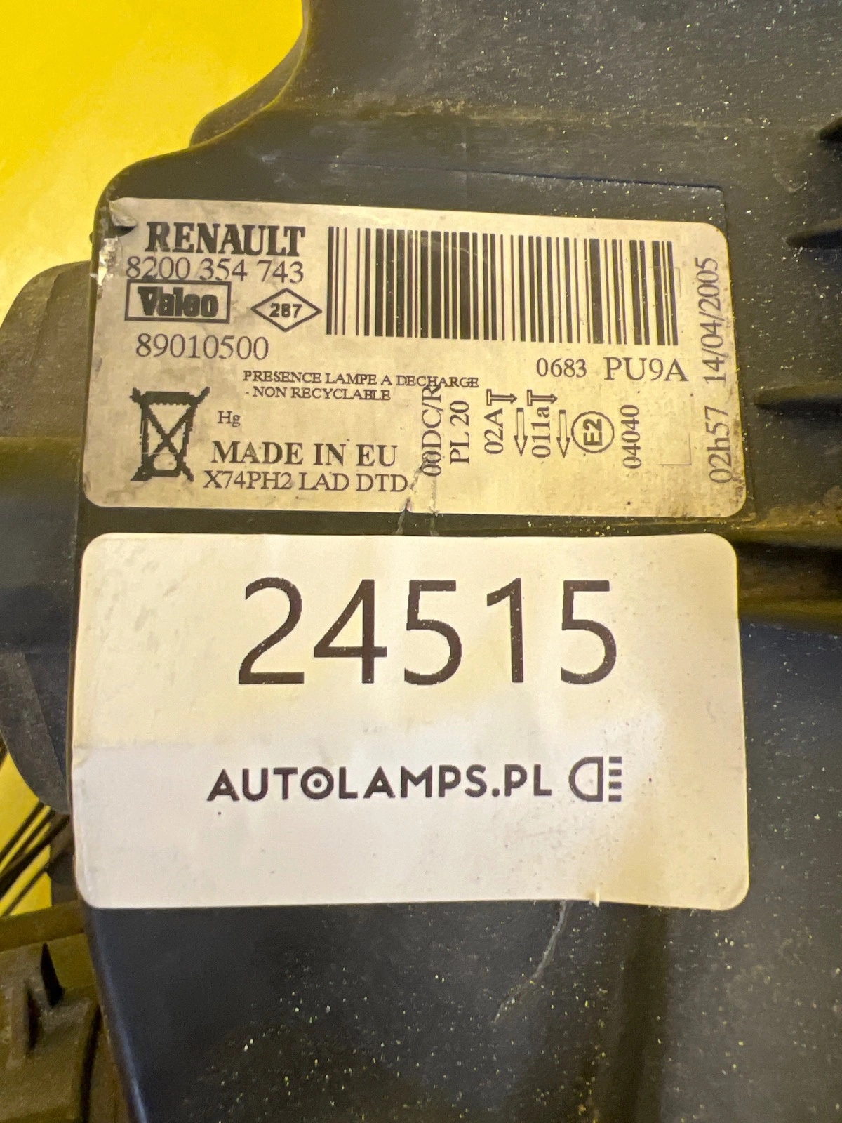 Reflektor Lampa Prawa Renault Laguna II Xenon Autolamps 2 Reflektor Lampa Prawa Renault Laguna II Xenon