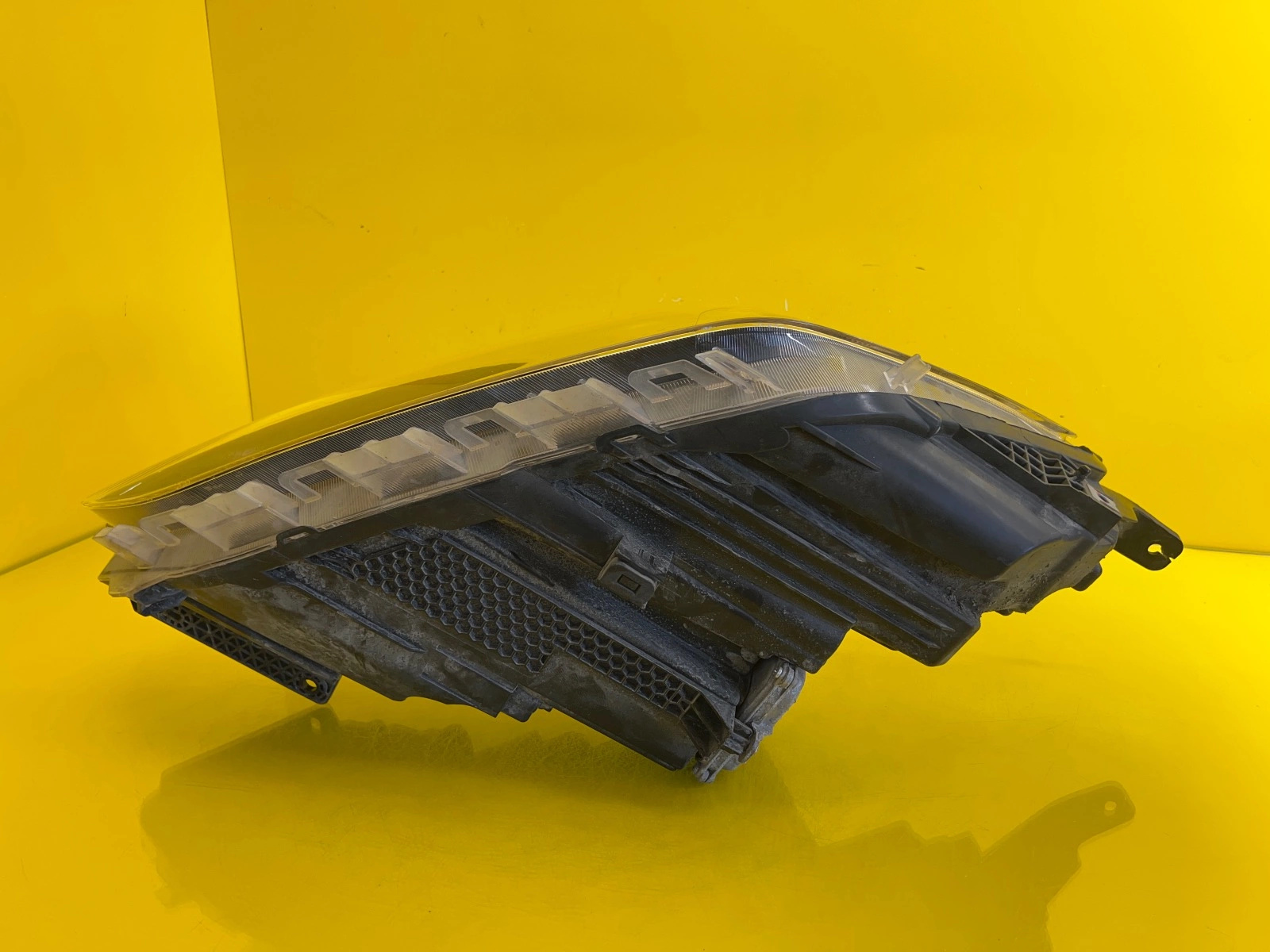 Reflektor Lampa Lewa Przednia Byd Tang EV600 Full Led 21- Autolamps 4 Reflektor Lampa Lewa Przednia Byd Tang EV600 Full Led 21-