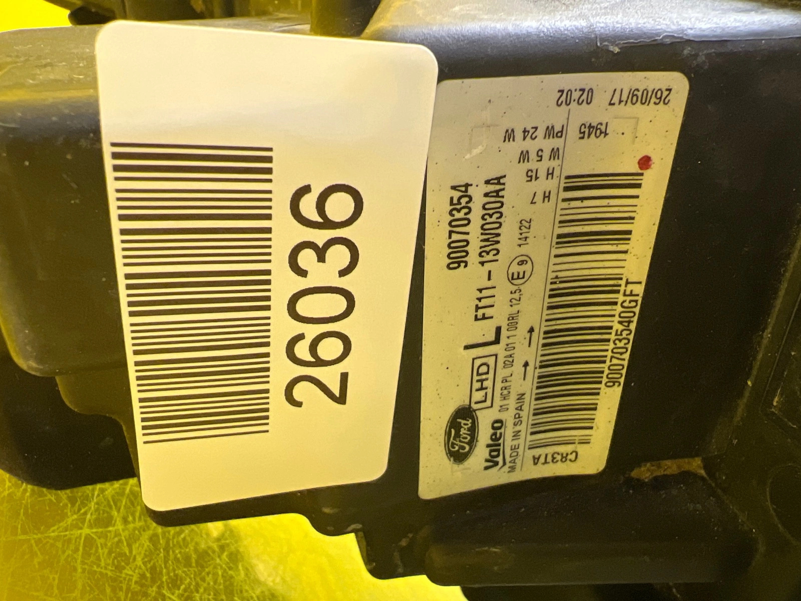 Reflektor Lampa lewa Ford Transit Connect Mk2 Lift 13- zwykła FT11-13W030AA Autolamps 2 Reflektor Lampa lewa Ford Transit Connect Mk2 Lift 13- zwykła FT11-13W030AA