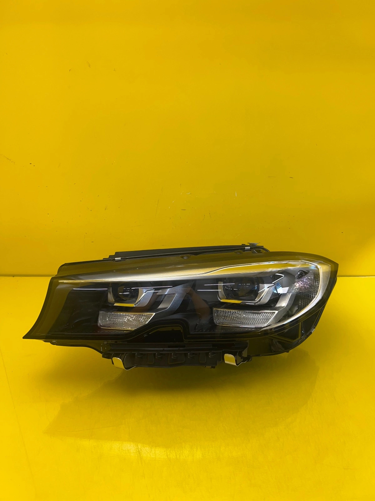 Reflektor LAMPA LEWA BMW 3 G20 G21 USA SAE 5A1DB43-02 Autolamps Reflektor LAMPA LEWA BMW 3 G20 G21 USA SAE 5A1DB43-02