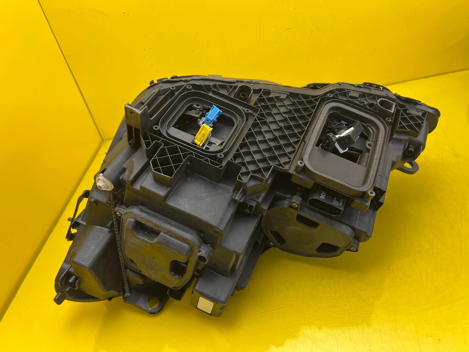 Reflektor Lampa prawa Mercedes E-Klasa W207 Lift Full Led ILS A2079064000 Autolamps 5 Reflektor Lampa prawa Mercedes E-Klasa W207 Lift Full Led ILS A2079064000