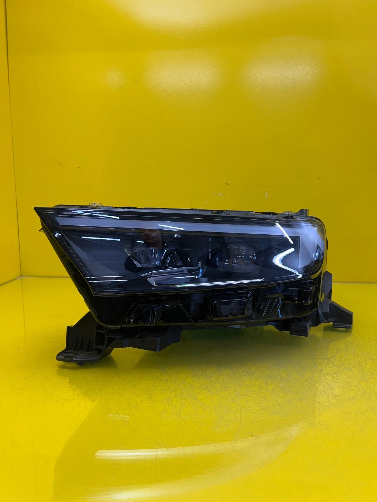 Reflektor Opel Mokka B II 2 Lampa Przód Lewa Full Led Matrix 9844356680 Autolamps Reflektor Opel Mokka B II 2 Lampa Przód Lewa Full Led Matrix 9844356680