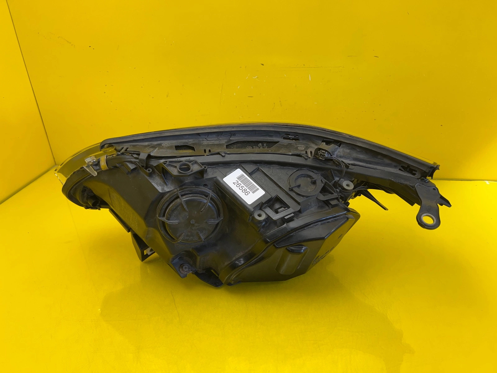 Reflektor Lampa Prawa BMW 5 E60 E61 03-06 Xenon Nieskrętna D2S Autolamps 3 Reflektor Lampa Prawa BMW 5 E60 E61 03-06 Xenon Nieskrętna D2S