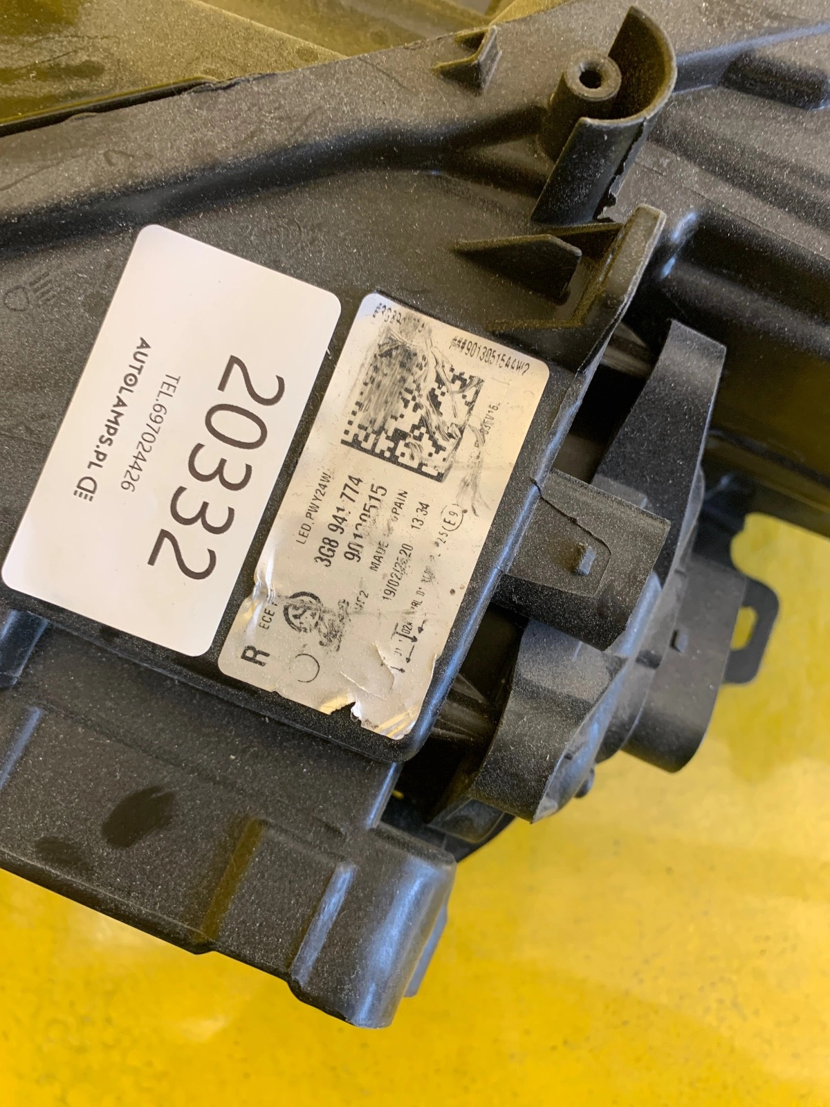 Reflektor Lampa Prawa VW Arteon Matrix 3G8941774 Full Led Autolamps 2 Reflektor Lampa Prawa VW Arteon Matrix 3G8941774 Full Led