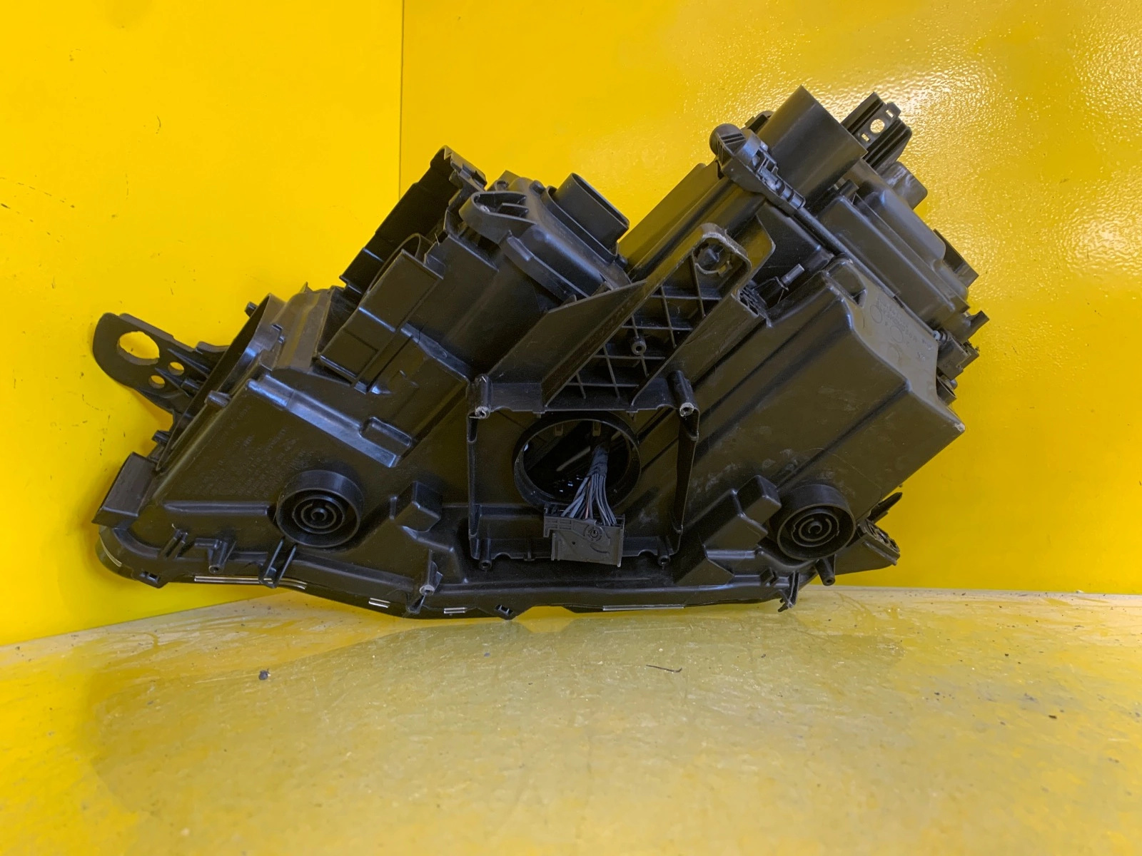 Reflektor Lampa Prawa VW Arteon Matrix 3G8941774 Full Led Autolamps 5 Reflektor Lampa Prawa VW Arteon Matrix 3G8941774 Full Led