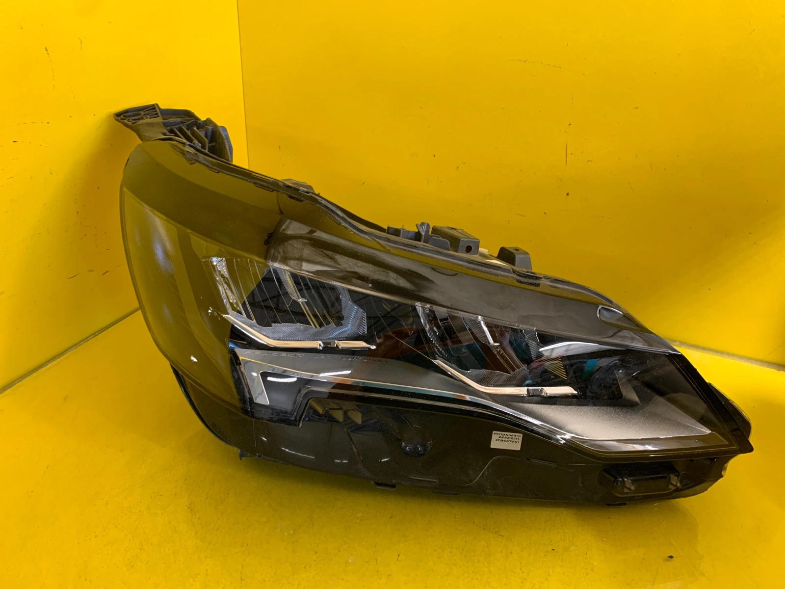 Reflektor Lampa Prawa Peugeot 3008 II 2 5008 II 2 Lift Full Led 9836230180 Autolamps Reflektor Lampa Prawa Peugeot 3008 II 2 5008 II 2 Lift Full Led 9836230180