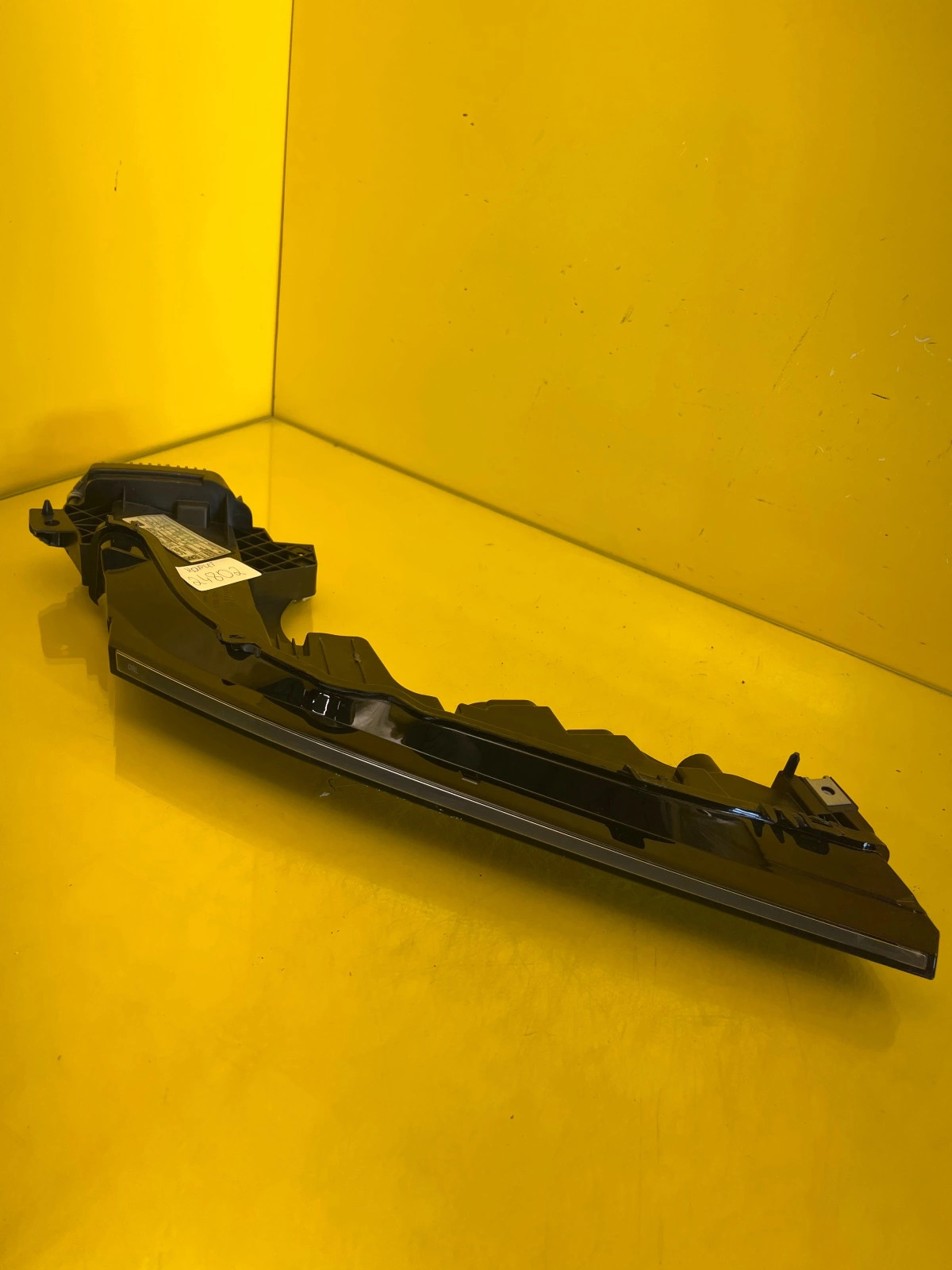 Reflektor Lampa Prawa Rolls-Royce Spectre 5A79534-01 5A16546 Autolamps 7 Reflektor Lampa Prawa Rolls-Royce Spectre 5A79534-01 5A16546