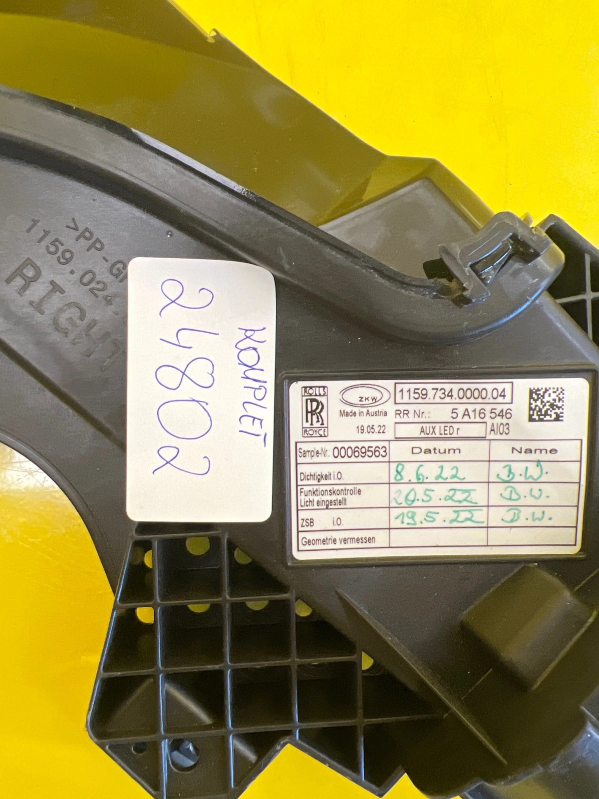 Reflektor Lampa Prawa Rolls-Royce Spectre 5A79534-01 5A16546 Autolamps 8 Reflektor Lampa Prawa Rolls-Royce Spectre 5A79534-01 5A16546