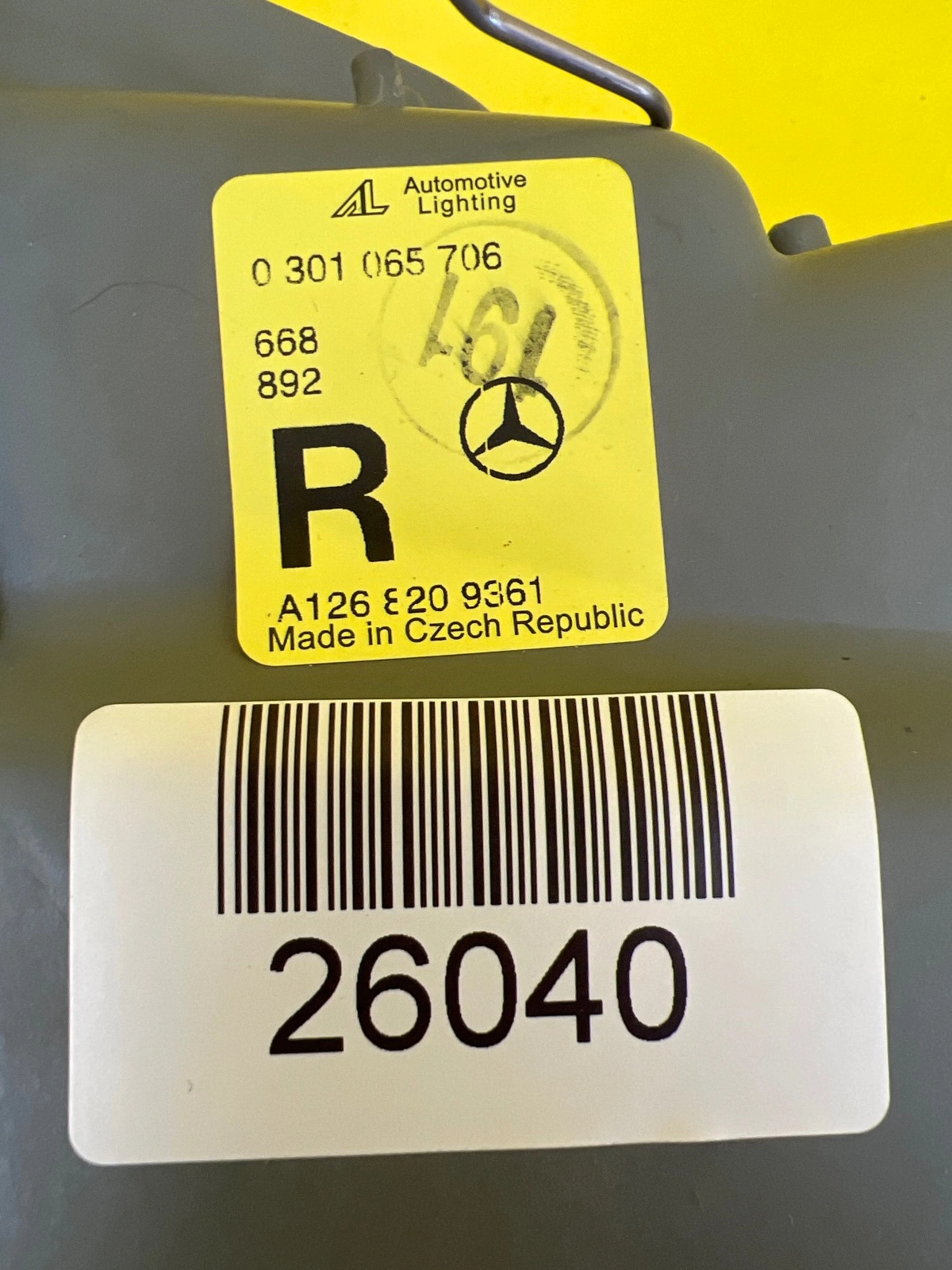 Reflektor Lampa Prawa Mercedes W126 79-91 A1268209361 Autolamps 2 Reflektor Lampa Prawa Mercedes W126 79-91 A1268209361